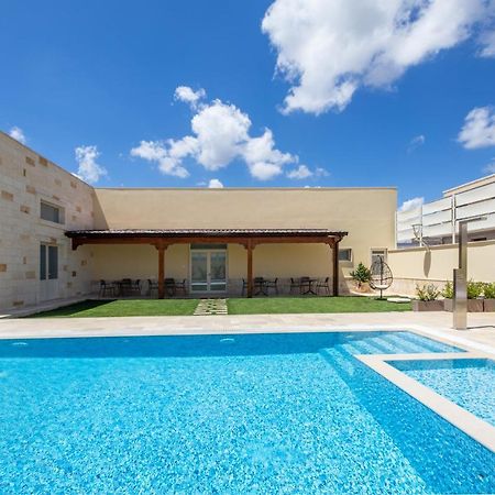 Отель Il Casale Normanno Сан-Вито-деи- Норманни Экстерьер фото